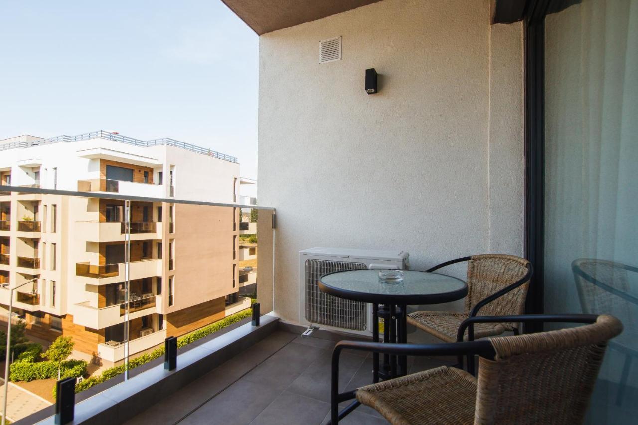 Romantic Getaway At West Residence Oradea Exterior photo