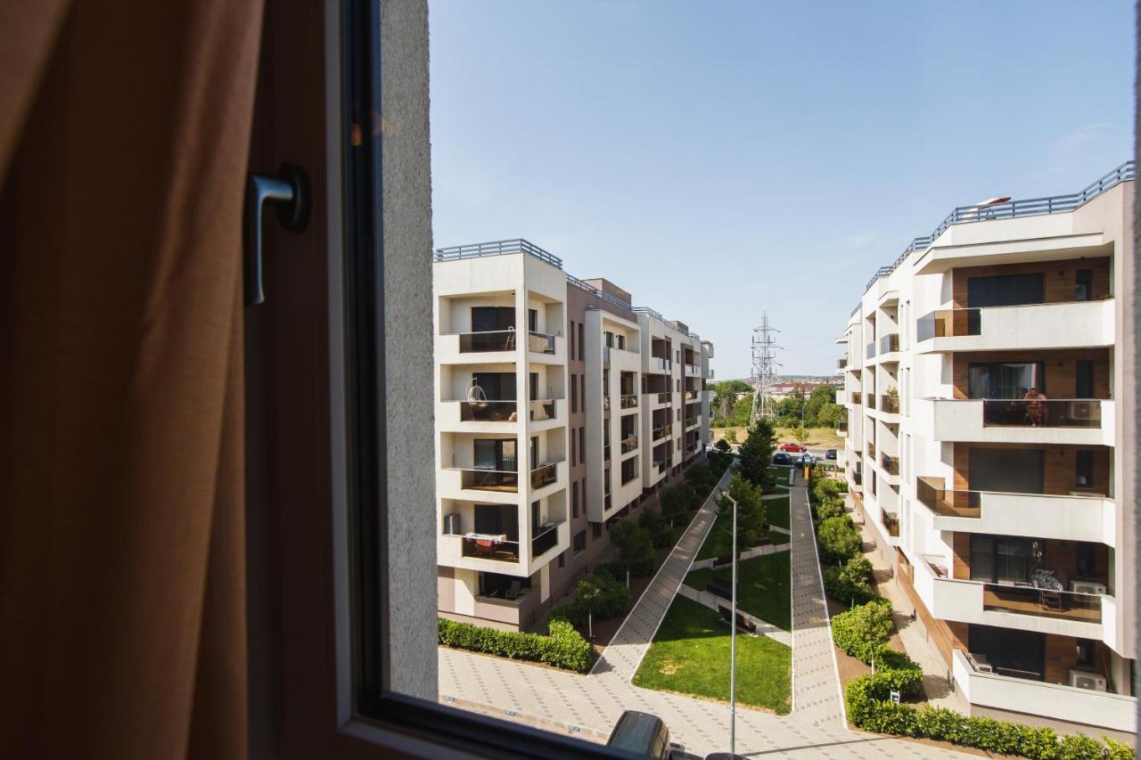 Romantic Getaway At West Residence Oradea Exterior photo